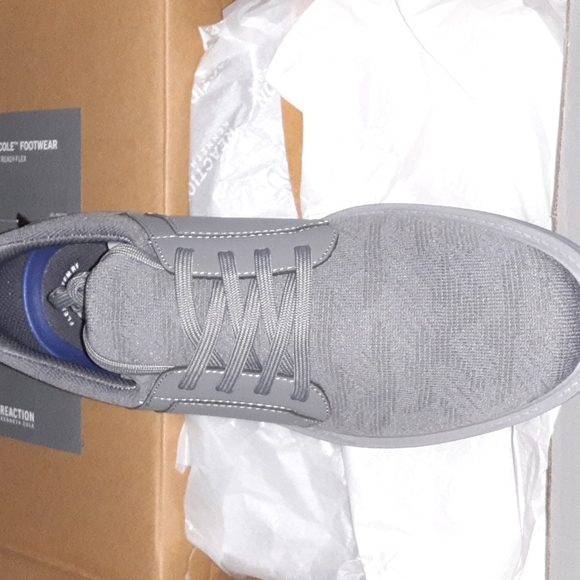 Kenneth Cole Sneakers.BRAND NEW IN BOX!! - Picture 2 of 4